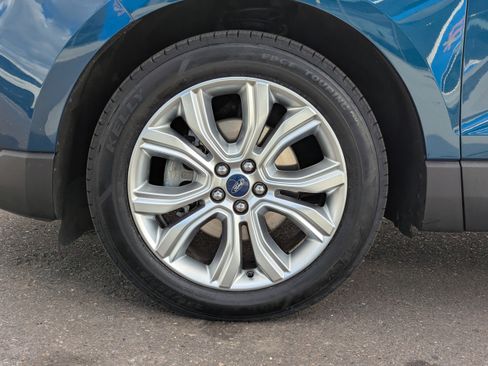 Used 2020 Ford Edge Titanium image 49