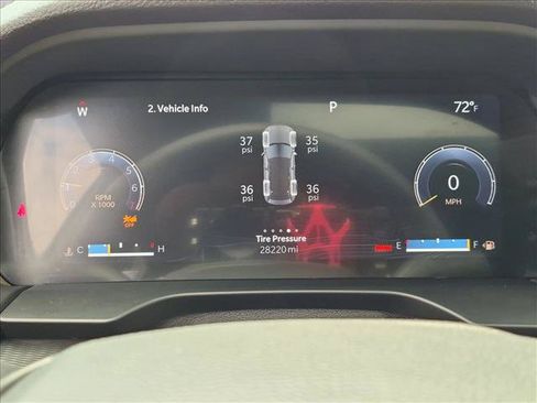 Used 2024 Jeep Grand Cherokee Altitude AWD/4WD image 11