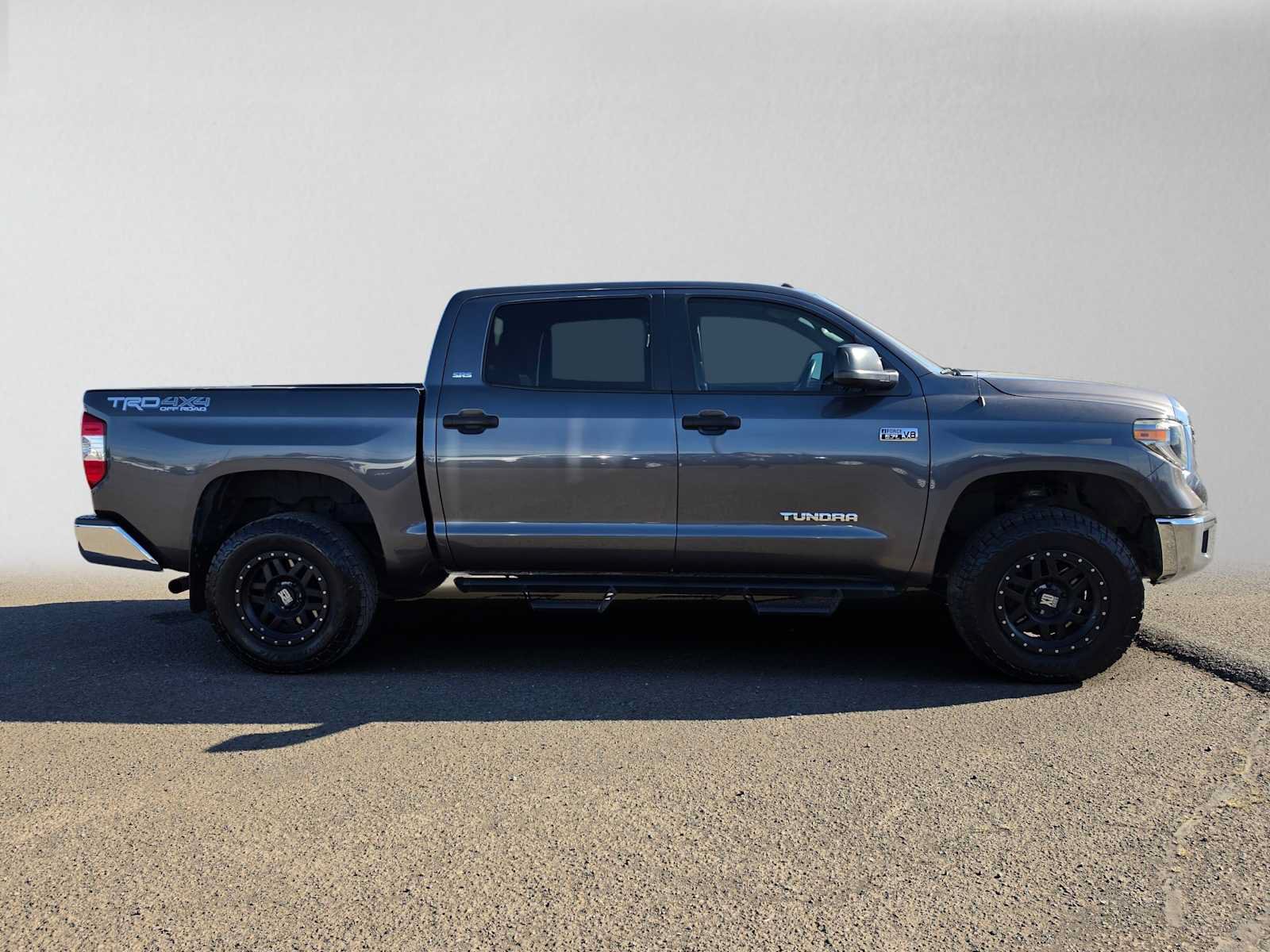Used 2018 Toyota Tundra SR5 w/ TRD Off Road Package AWD/4WD image 2