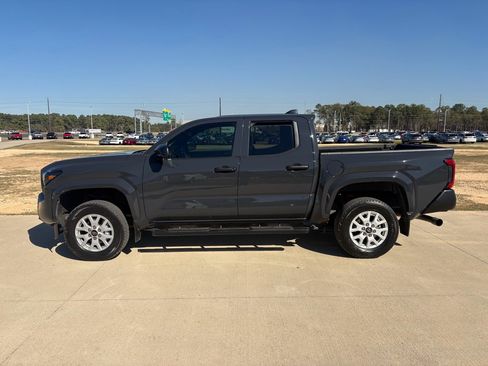 Used 2024 Toyota Tacoma SR image 5