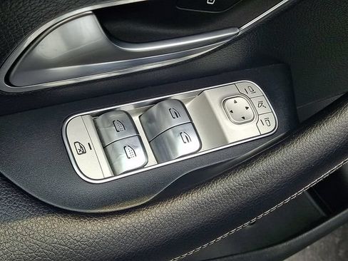 Used 2020 Mercedes-Benz GLE 350 4MATIC image 26