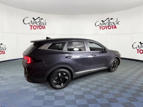 Used 2026 Kia Sportage LX FWD image 3