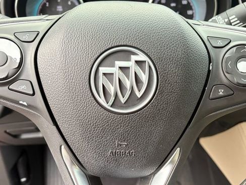 Used 2018 Buick Envision Preferred image 6