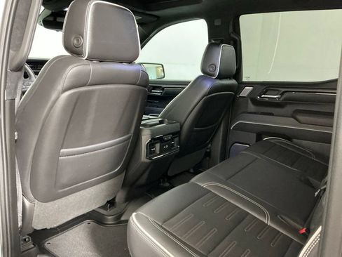 Used 2023 GMC Sierra 1500 AT4X AWD/4WD image 26