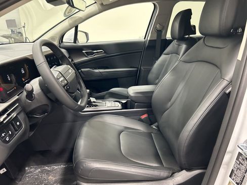 New 2026 Kia Sportage EX image 9