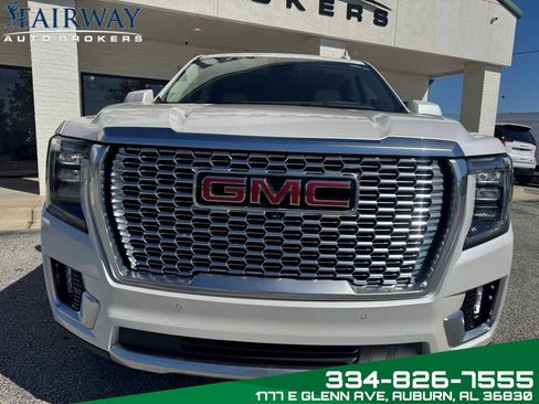 Used 2023 GMC Yukon XL Denali w/ LPO, Floor Liner Package image 3