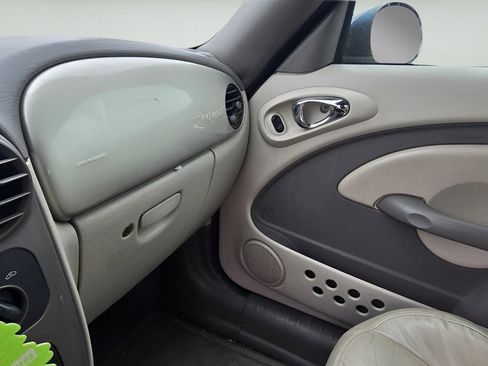 Used 2005 Chrysler PT Cruiser GT image 28