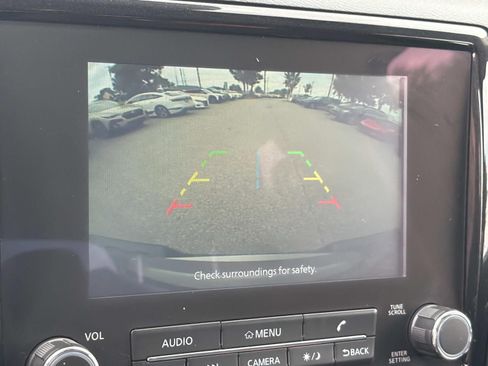Used 2024 Nissan Frontier SV w/ SV Convenience Package AWD/4WD image 32