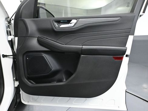 Used 2024 Ford Escape Platinum image 45