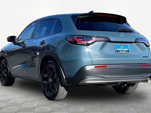 Used 2025 Honda HR-V Sport image 5