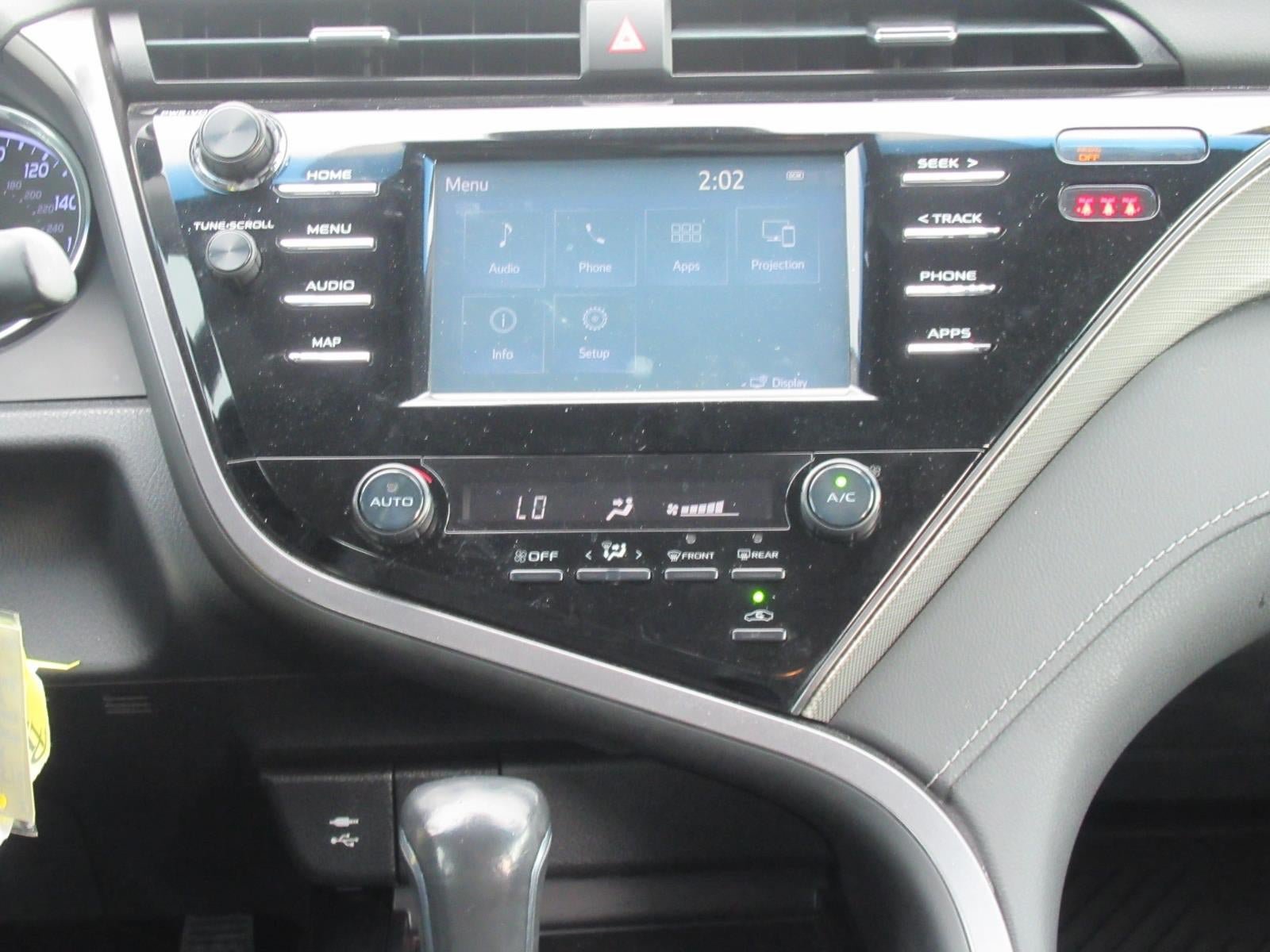 Used 2019 Toyota Camry SE FWD image 15
