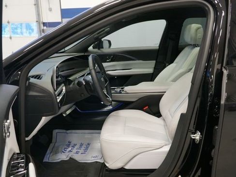 Certified 2024 Cadillac Lyriq Sport AWD/4WD image 17