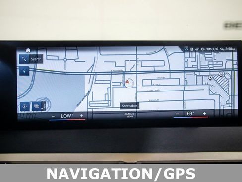 Used 2023 BMW iX xDrive50 w/ Sport Package image 27