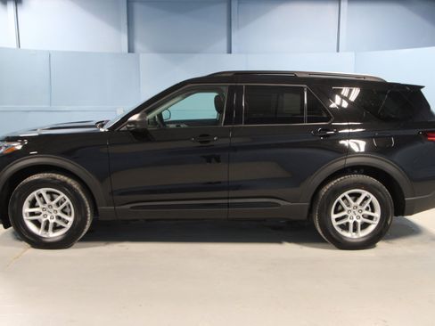 New 2026 Ford Explorer Active image 22