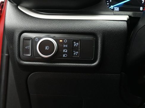 Certified 2021 Ford Explorer XLT image 11