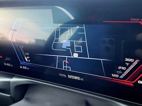 Used 2025 BMW M2 w/ M Driver's Package image 28