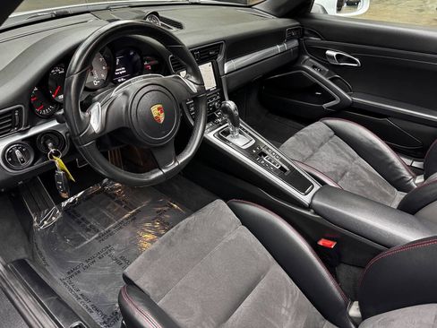 Used 2015 Porsche 911 Carrera S image 41