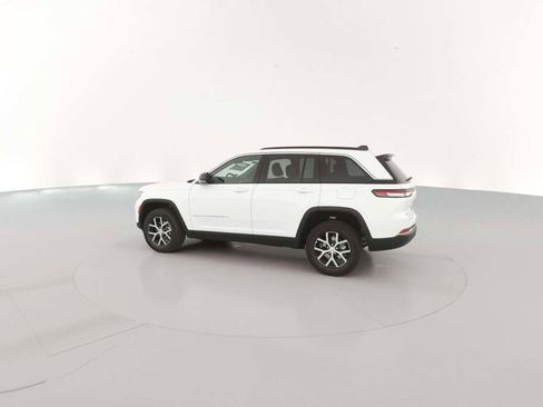 New 2025 Jeep Grand Cherokee Limited image 7