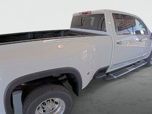 New 2026 Chevrolet Silverado 3500 High Country w/ High Country Premium Package AWD/4WD image 14