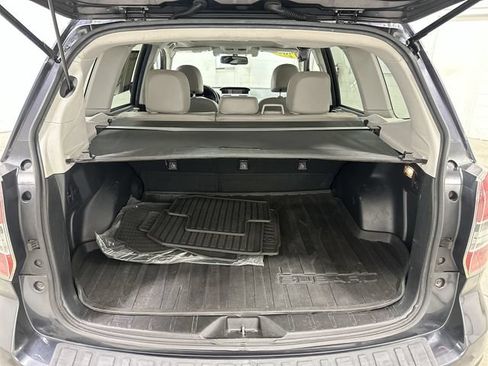 Used 2015 Subaru Forester 2.5i Touring w/ Eyesight & Navigation System AWD/4WD image 15