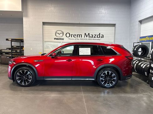 Used 2024 MAZDA CX-90 Plug-In Hybrid w/ Premium Pkg AWD/4WD image 29