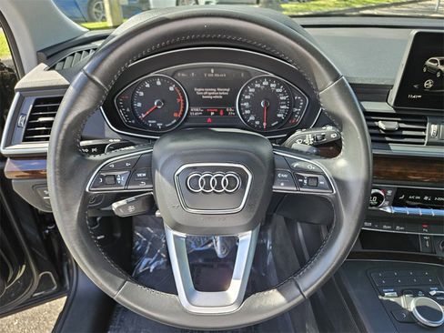 Used 2020 Audi Q5 2.0T Premium w/ Convenience Package image 19