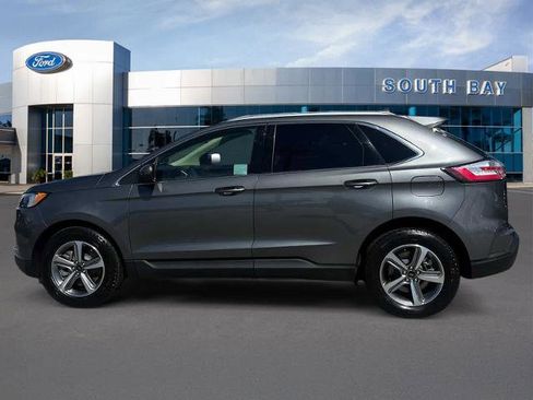 Certified 2024 Ford Edge SEL w/ Convenience Package AWD/4WD image 2