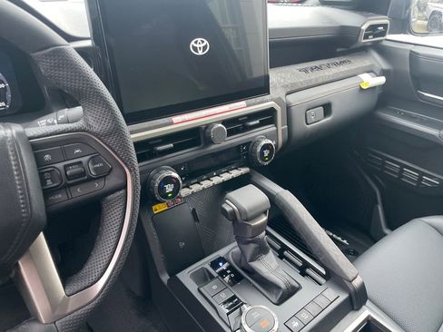 New 2026 Toyota Tacoma Limited AWD/4WD image 18