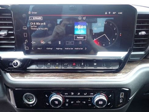 Used 2022 GMC Sierra 1500 Elevation AWD/4WD image 29