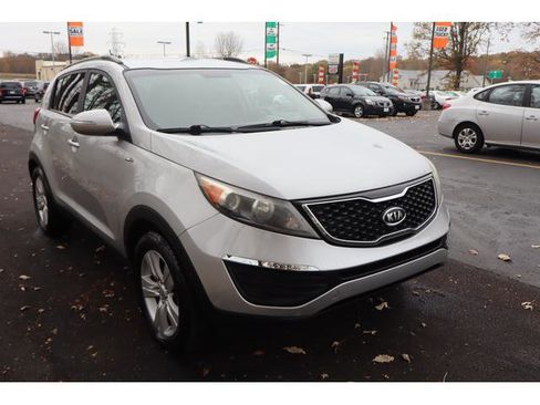 Used 2011 Kia Sportage LX w/ Convenience Pkg image 4