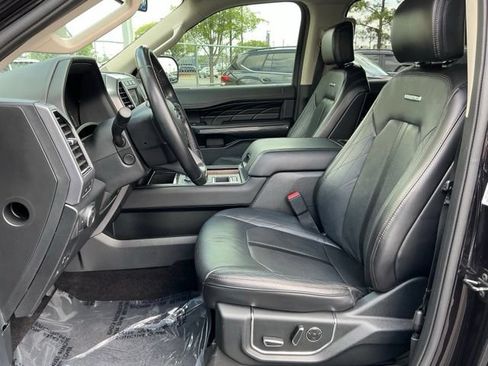 Used 2019 Ford Expedition Platinum RWD image 14