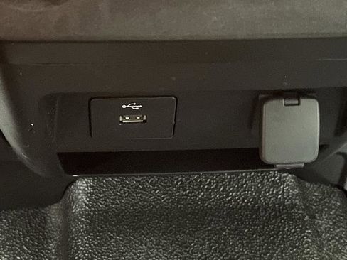 Used 2021 Ford F350 XL w/ Power Equipment Group image 20