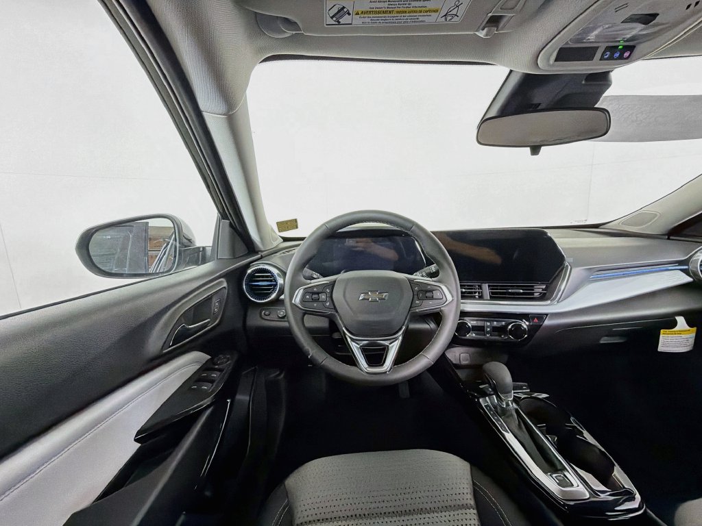 New 2026 Chevrolet Trax LT w/ Driver Confidence Package FWD image 18