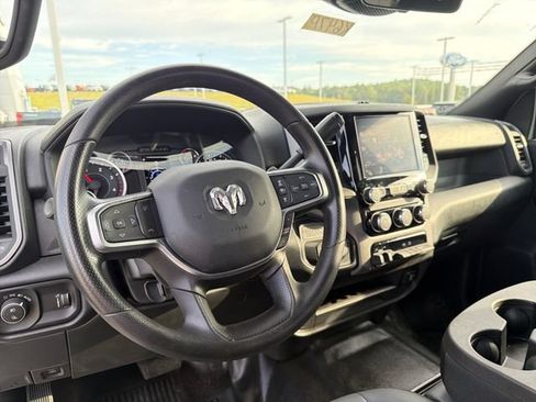 Used 2025 RAM 2500 Tradesman w/ Chrome Appearance Group AWD/4WD image 14