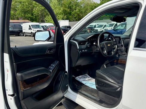 Used 2020 Chevrolet Tahoe LT AWD/4WD image 14