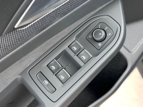 New 2026 Volkswagen Golf SE image 19