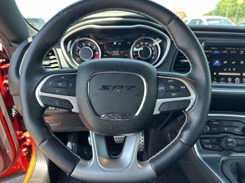 Used 2016 Dodge Challenger SRT RWD image 16