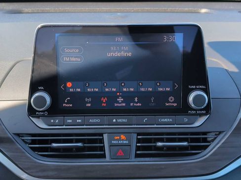 Used 2023 Nissan Altima 2.5 SV FWD image 12