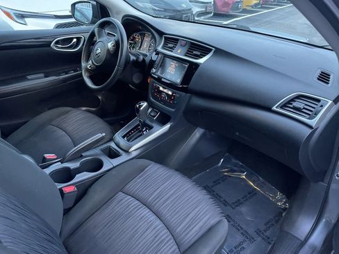 Used 2019 Nissan Sentra SV image 10