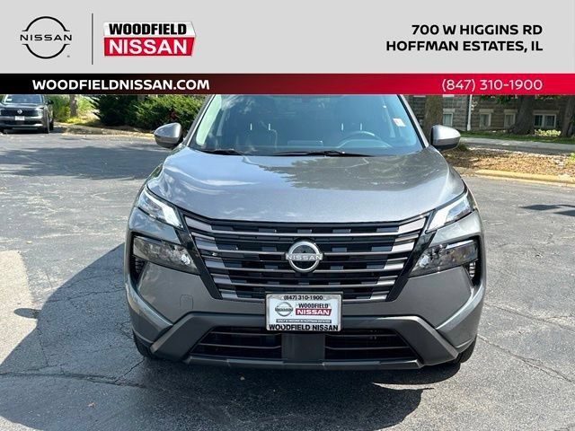 Certified 2026 Nissan Rogue SV AWD/4WD image 2