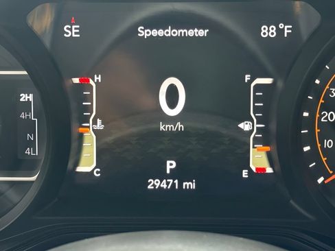Used 2024 Jeep Wrangler Unlimited Sport AWD/4WD image 15