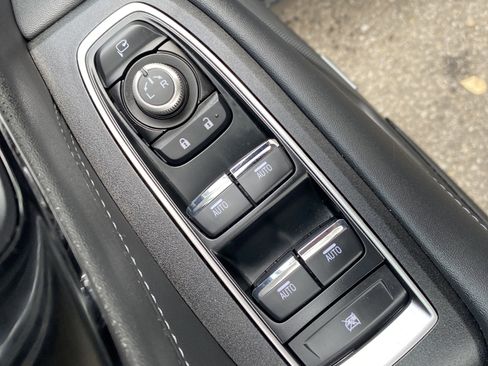 Used 2025 Subaru Outback Touring image 17