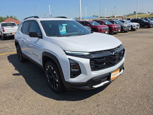 New 2027 Chevrolet Equinox RS w/ Safety and Technology Package AWD/4WD image 2