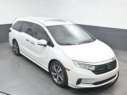 Used 2024 Honda Odyssey Touring image 13