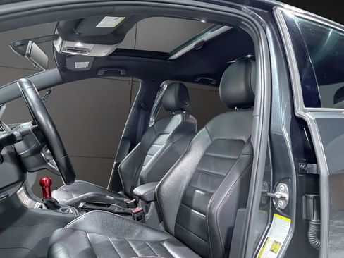 Used 2015 Volkswagen GTI Autobahn w/ Lighting Package (SEL) image 23