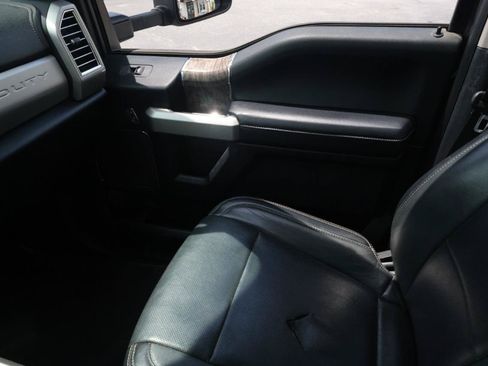 Used 2017 Ford F350 Lariat w/ Lariat Ultimate Package AWD/4WD image 13