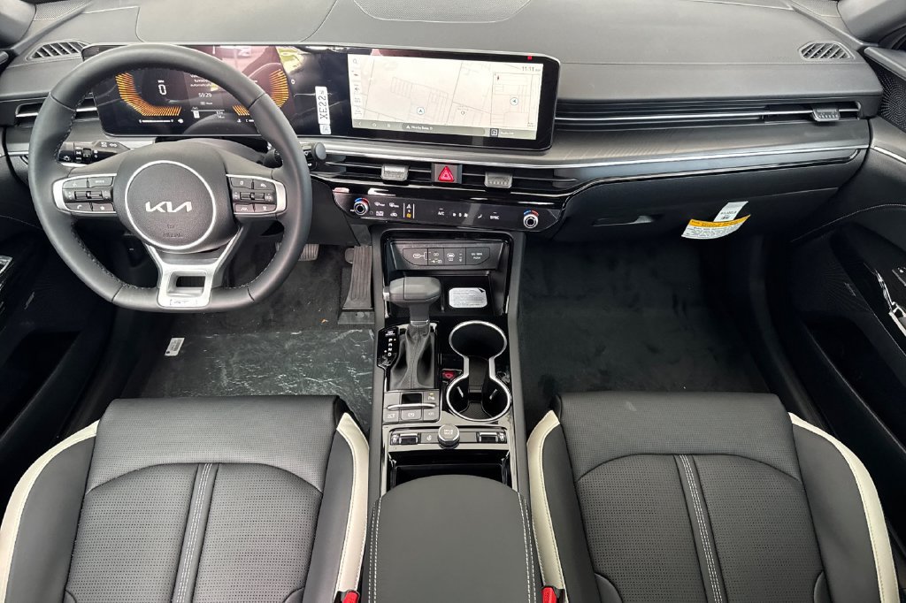 New 2027 Kia K5 GT-Line AWD/4WD image 5