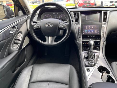 Used 2017 INFINITI Q50 3.0t Premium w/ Driver Assistance Package AWD/4WD image 18