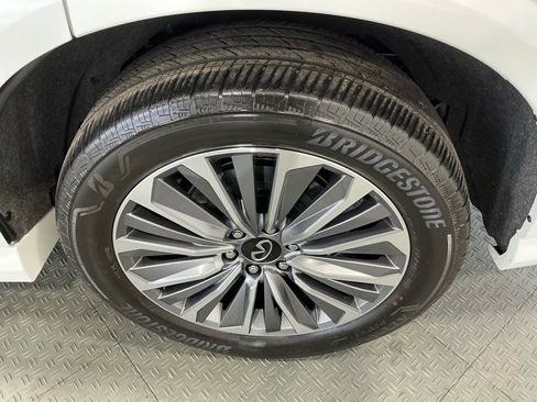 Used 2025 INFINITI QX80 Sensory image 61