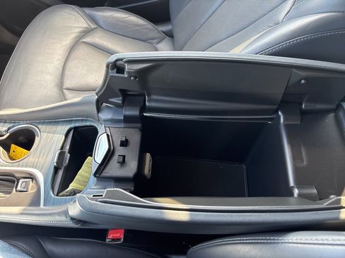 Used 2020 Buick Envision Essence image 23